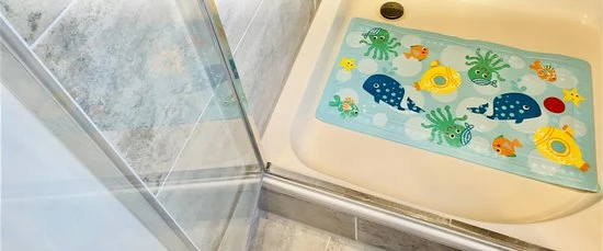 Supersales Badmat Antislip - Voor Kinderen En Baby’s – Douchemat – Badmat - Antislipmat Douche – Met Temperatuurindicator - 68 X 40 Cm 4 Supersales Badmat Antislip - Voor Kinderen En Baby’s – Douchemat – Badmat - Antislipmat Douche – Met Temperatuurindicator - 68 X 40 Cm - Afbeelding 4