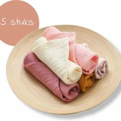 Lalieloe Spuugdoekjes - Monddoekjes - 5 Stuks - 23 X 23 Cm - Met Lusje Om Op Te Hangen 5 Lalieloe Spuugdoekjes - Monddoekjes - 5 Stuks - 23 X 23 Cm - Met Lusje Om Op Te Hangen -Telano-winkel 550x494 6