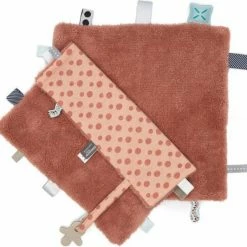 Snoozebaby Sweet Dreaming - Knuffeldoekje - Met Veel Labeltjes - Biedt Rust En Comfort - Oekotex Materiaal - 25x25cm - Roestkleur Dusty Rose -Telano-winkel 550x532