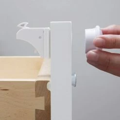 Gohh® Gohh 8 Kinderslot Kastjes Magneetsloten (met 3M Tape) En 2 Sterke Magneetsleutels - Geen Schroeven Nodig 20 Gohh® Gohh 8 Kinderslot Kastjes Magneetsloten (met 3M Tape) En 2 Sterke Magneetsleutels - Geen Schroeven Nodig -Telano-winkel 550x550 477