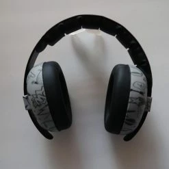 Banz - Geluidsreducerende Oorbeschermers Voor Kinderen - Hear No Blare - Graffiti - Maat Onesize (0-2yrs) -Telano-winkel 550x550 760