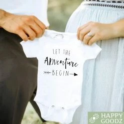 Merkloos Happy Goodz Baby Romper - Let The Adventure Begin Baby 2022/2023 - Zwangerschapsaankondiging / Bekendmaking, Baby 2021 / 2022 Zwanger, 100% Katoen, Kraamcadeau, Rompertje Met Tekst, Aanstaande Mama Of Papa|0-3 Maanden -Telano-winkel 550x555 4