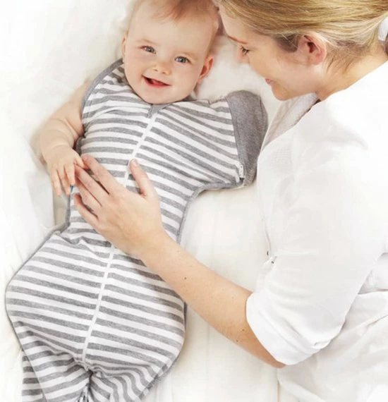Love To Dream Babyslaapzak Swaddle Up - Inbakeren Afbouwen - Baby 4-6 Maanden - 6-8.5 Kg - All Season - Grijs 12 Love To Dream Babyslaapzak Swaddle Up - Inbakeren Afbouwen - Baby 4-6 Maanden - 6-8.5 Kg - All Season - Grijs - Afbeelding 12