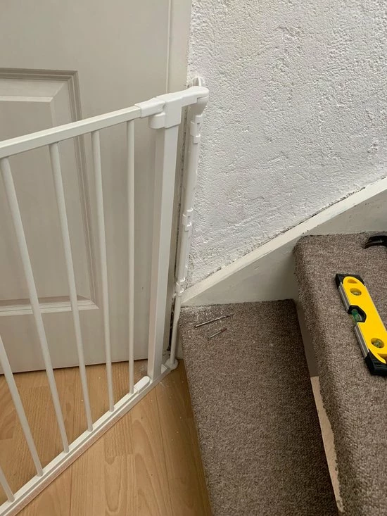 BabyDan Flex Traphekje 2 Deuren, 2x33cm 218cm Wit 2 BabyDan Flex Traphekje 2 Deuren, 2x33cm 218cm Wit - Afbeelding 2