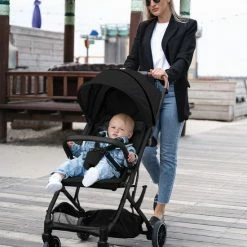 Deryan Rolo Luxe Lichtgewicht Buggy - Zwart -Telano-winkel 550x742