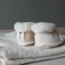 WOLLIES Amsterdam Baby Slofjes - 100% Merino Wol - Wit - 9,5cm - Maat 17 -Telano-winkel 550x812 1