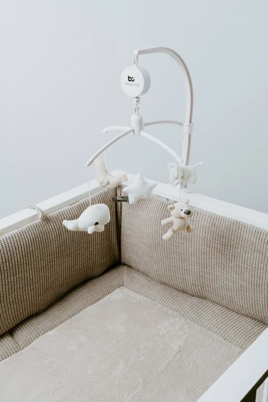 Baby's Only Muziekmobiel Baby - Boxmobiel - Zand/Wolwit/Wit - Gebreide Figuurtjes - Muziek Speelgoed - Melodie 'It's A Small World' 11 Baby's Only Muziekmobiel Baby - Boxmobiel - Zand/Wolwit/Wit - Gebreide Figuurtjes - Muziek Speelgoed - Melodie 'It's A Small World' - Afbeelding 11