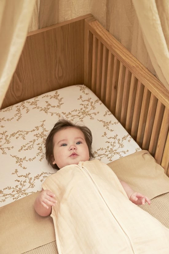 Meyco Branches Hoeslaken Wieg - Sand - 40x80/90cm 4 Meyco Branches Hoeslaken Wieg - Sand - 40x80/90cm - Afbeelding 4