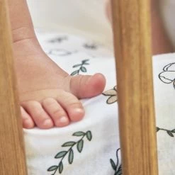 Meyco Floral Hoeslaken Ledikant - Multicolour - 60x120cm 8 Meyco Floral Hoeslaken Ledikant - Multicolour - 60x120cm -Telano-winkel 550x825 57