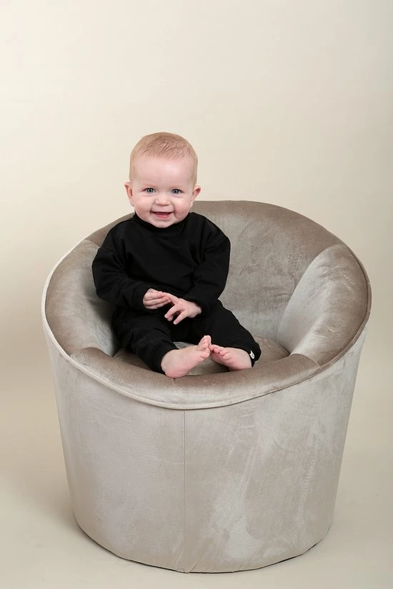 Noofie-Design Kinderfauteuil Lowen Junior Noofie Design - Champagne/grijs (Kids Stoel / Kinderstoel / Kinderzetel / Velvet / Velours) 4 Noofie-Design Kinderfauteuil Lowen Junior Noofie Design - Champagne/grijs (Kids Stoel / Kinderstoel / Kinderzetel / Velvet / Velours) - Afbeelding 4