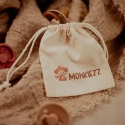 Merkloos BIBS Boheme Fopspeen Set | Maat 2 6-18 Maanden | Set 3 Stuks + MONKIEZZ Speenzakje | Blush, Dusky Lilac, Blossom -Telano-winkel 550x827 2