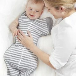 Love To Dream Babyslaapzak Swaddle Up - Inbakeren Afbouwen - Baby 4-6 Maanden - 6-8.5 Kg - All Season - Grijs 19 Love To Dream Babyslaapzak Swaddle Up - Inbakeren Afbouwen - Baby 4-6 Maanden - 6-8.5 Kg - All Season - Grijs -Telano-winkel 550x838